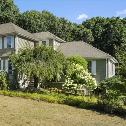 Rent this 3 bed house on 89 Boulder Hill Road in Holden, MA 01522