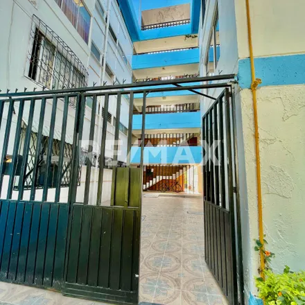 Rent this studio apartment on Colegio de Bachilleres Plantel 4 "Culhuacán" (Lázaro Cárdenas) in Calle Paula Peraldo, Ex Ejido San Pablo Tepetlapa