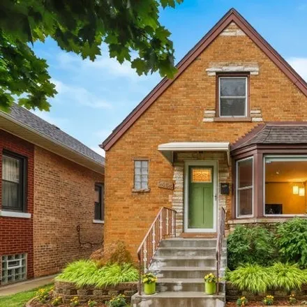 Buy this 3 bed house on 5469 North Mason Avenue in Chicago, IL 60646