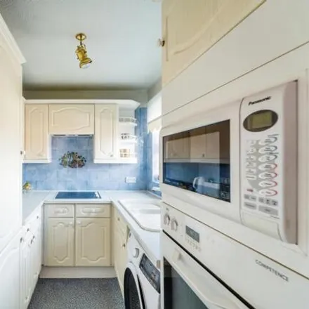 Image 8 - The Drakes, Shoeburyness, SS3 9NZ, United Kingdom - Apartment for sale