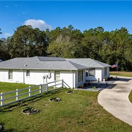 Buy this 3 bed house on 2536 West Apricot Drive in Citrus County, FL 34465