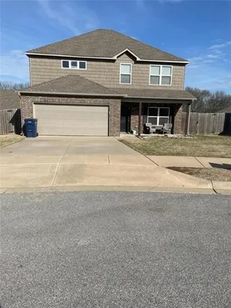 Image 1 - 2201 North Champions Court, Siloam Springs, AR 72761, USA - House for sale