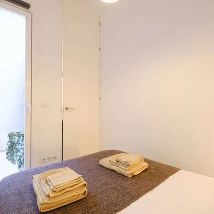 Rent this 2 bed apartment on Calle del Amparo in 79, 28012 Madrid