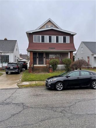 Rent this 6 bed duplex on 11104 Wadsworth Avenue in Garfield Heights, OH 44125