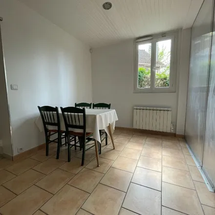 Rent this 3 bed apartment on Rue Jean Jaurès in 95400 Arnouville, France