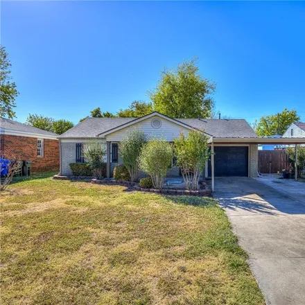 Buy this 3 bed house on 214 West Haddock Street in Norman, OK 73069