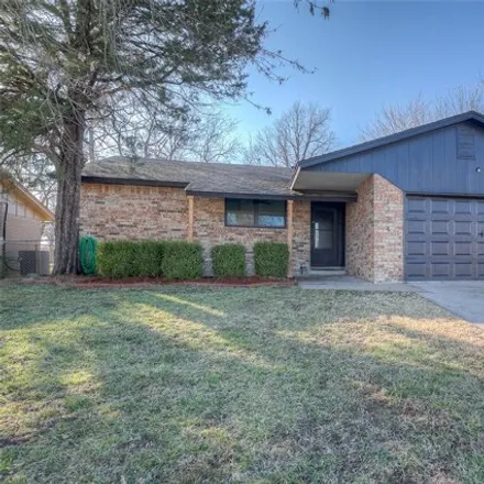 Buy this 3 bed house on 1736 South 6th Street in Broken Arrow, OK 74012