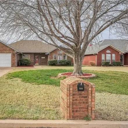 Buy this 3 bed house on 540 Quail Run South in Altus, OK 73521
