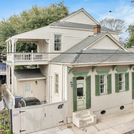 Buy this 2 bed house on 914 Spain Street in Faubourg Marigny, New Orleans