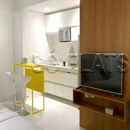 Buy this 1 bed apartment on Auto Escola Flash in Avenida Doutor Cardoso de Melo, Vila Olímpia