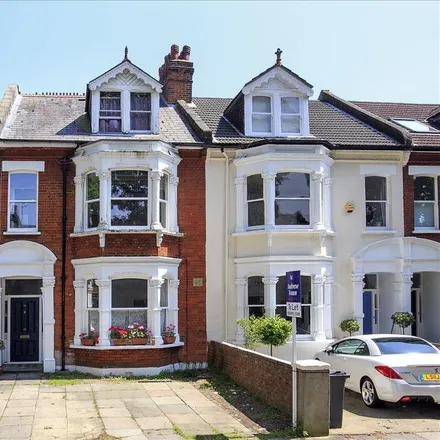 Rent this 2 bed apartment on Thorney Hedge Road in Strand-on-the-Green, London