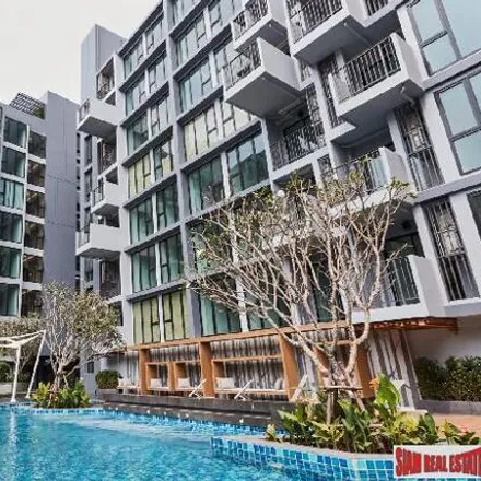 Buy this 1 bed apartment on Bang Na - At Narong Expressway in Phra Khanong District, Bangkok 10260