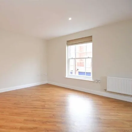 Image 4 - Montgomery House, The Old Meadow, Shrewsbury, SY2 6GA, United Kingdom - Apartment for rent