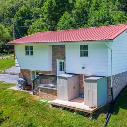 Buy this 4 bed house on 280 Chambers Dr in Elizabethton, Tennessee