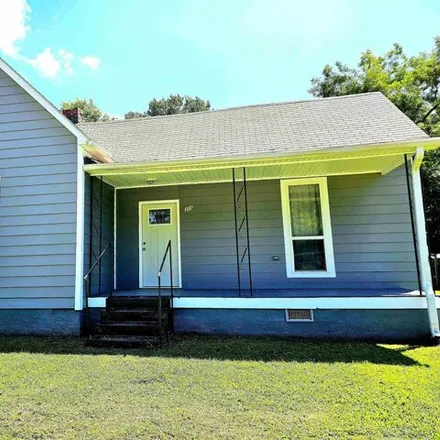 Buy this 3 bed house on 338 Broadway Avenue in Dyersburg, TN 38024
