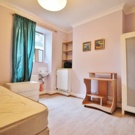 Image 2 - Mornington Crescent, Hampstead Road, London, NW1 2JE, United Kingdom - Apartment for rent