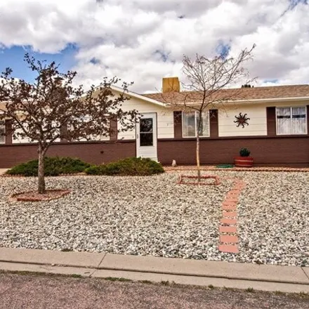 Buy this 3 bed house on 685 Ohio Place in Cañon City, CO 81212