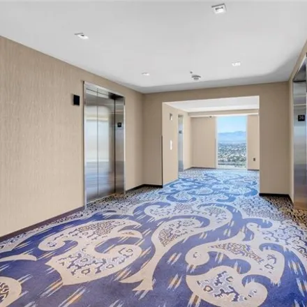 Image 3 - Palms Place, South Arville Street, Paradise, NV 89103, USA - Condo for sale