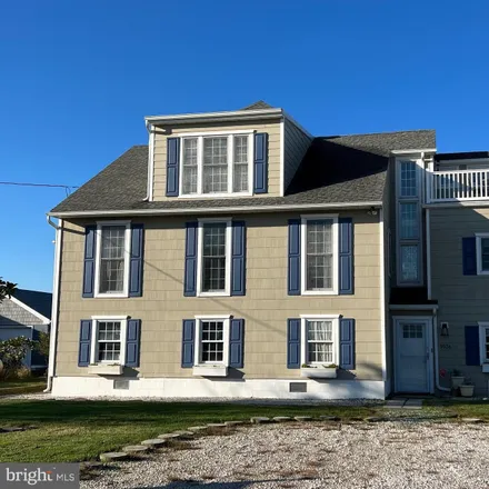 Buy this 3 bed house on 703 North Shore Drive in North Shores, Milford