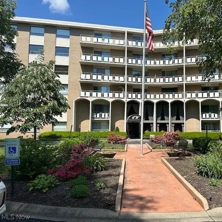 Image 1 - 3400 Wooster Rd Apt 403, Rocky River, Ohio, 44116 - Condo for sale