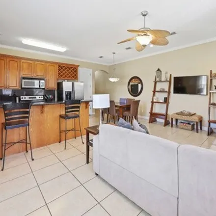 Image 3 - 104 East Oleander Street, South Padre Island, Cameron County, TX 78597, USA - Condo for sale