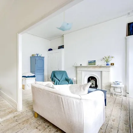 Rent this 1 bed apartment on Charleville Road in London, W14 9JL