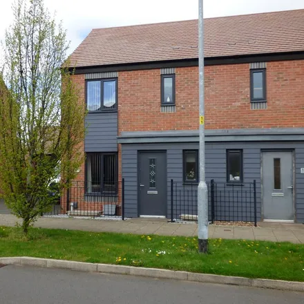 Rent this 3 bed duplex on Birchfield Way in Dawley, TF3 5HU