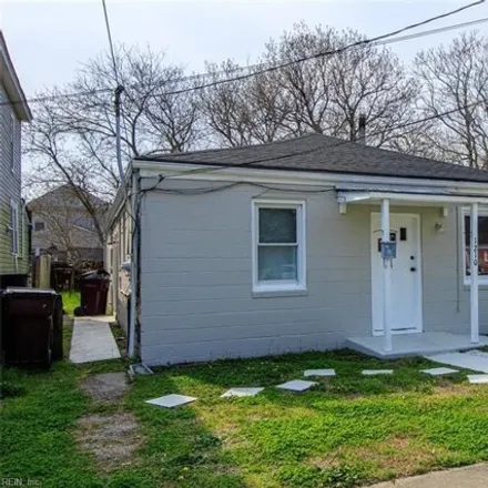 Buy this studio house on 1210 Stewart Avenue in Avalon, Chesapeake