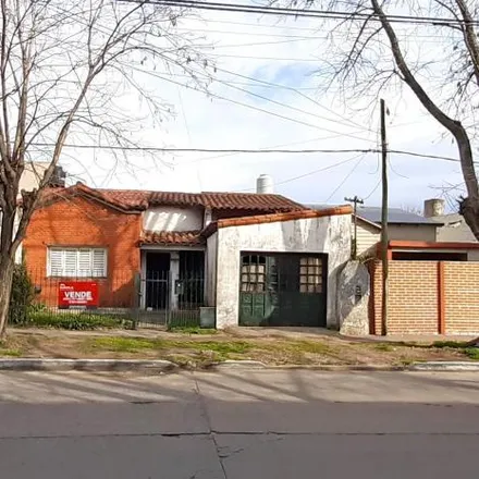 Buy this 2 bed house on Calle 489 in Partido de La Plata, Manuel B. Gonnet