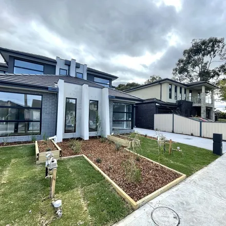 Rent this 3 bed townhouse on Hearn Street in Altona North VIC 3025, Australia