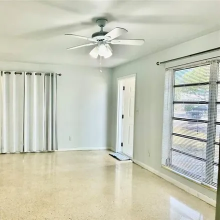 Image 2 - Seagrape Drive, Lauderdale-by-the-Sea, Broward County, FL 33308, USA - House for rent