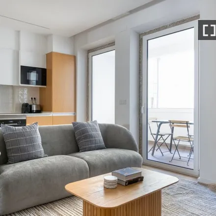 Rent this 2 bed apartment on Rua Gervásio Lobato in 1350-166 Lisbon, Portugal