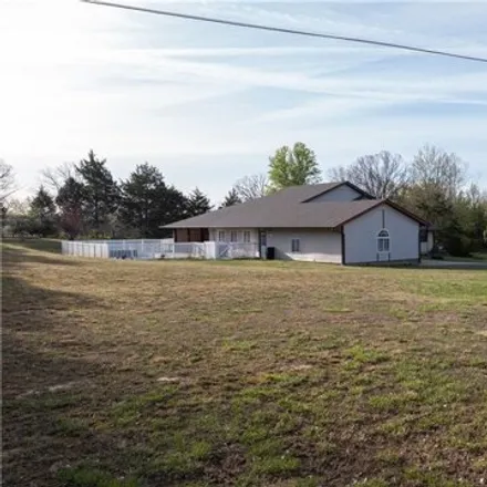 Image 4 - 328 Westwood Drive, Camden County, MO 65020, USA - House for sale
