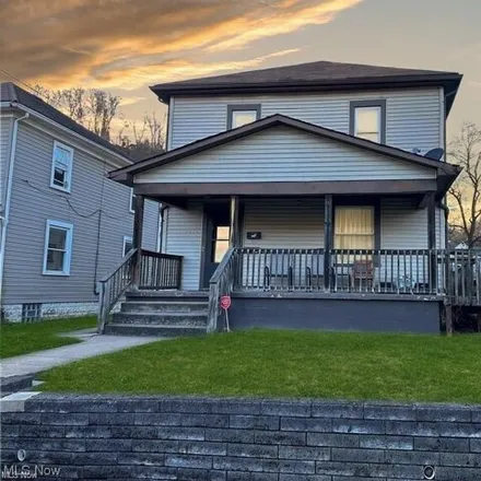Rent this 1 bed house on 3631 Orchard Street in Holidays Cove, Weirton