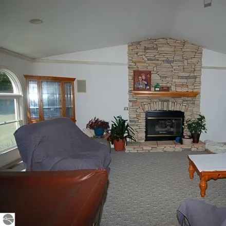 Image 2 - 5321 S Jeffs Rd, Falmouth, Michigan, 49632 - House for sale