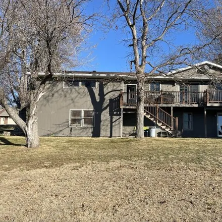 Image 8 - 1311 Kennedy Memorial Drive, Mobridge, SD 57601, USA - House for sale