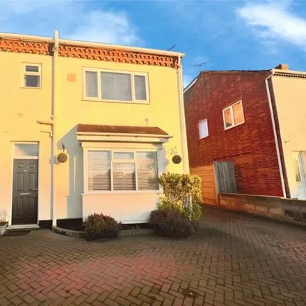 Buy this 3 bed house on Stanton Road in Burton-on-Trent, DE15 9RS