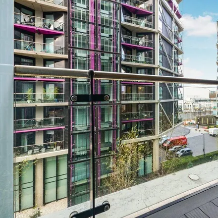 Image 3 - Riverlight Four, Battersea Park Road, Nine Elms, London, SW11 8AW, United Kingdom - Apartment for rent