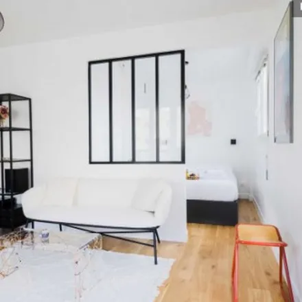 Image 2 - 27 Rue Péclet, 75015 Paris, France - Apartment for rent
