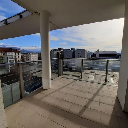 Image 9 - Studéa Carré des Halles, 7 Esplanade Andry-Farcy, 38000 Grenoble, France - Apartment for rent