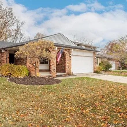 Image 1 - 43709 Westminister Way, Canton, MI 48187, USA - House for sale