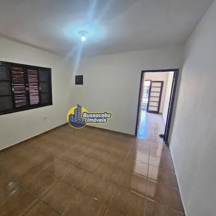 Rent this 3 bed house on Rua Peru in Jardim D'Abril, Osasco - SP