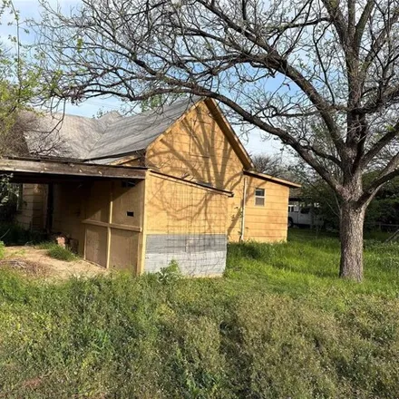 Image 4 - 448 North Main Street, Winters, TX 79567, USA - House for sale