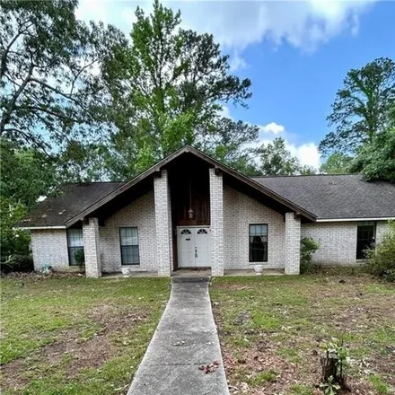 Rent this 4 bed house on 143 Rue Esplanade in French Branch Estates, St. Tammany Parish