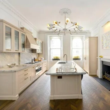 Image 3 - 4 Stanley Gardens, London, W11 2NQ, United Kingdom - Townhouse for sale