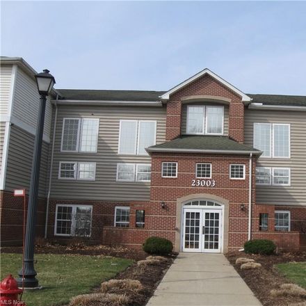 Rent this 3 bed condo on 23003 Chandlers Lane in Olmsted Falls, Cuyahoga County