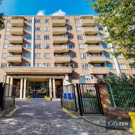 Rent this 3 bed apartment on Ansell House in Mile End Road, London