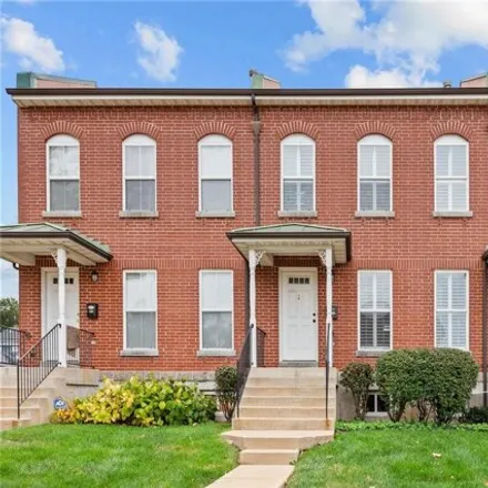 Image 1 - 3928 Folsom Avenue, St. Louis, MO 63110, USA - House for sale