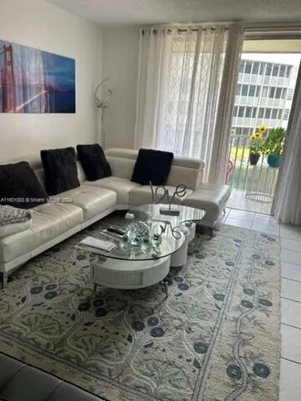 Buy this 1 bed condo on 1700 Northeast 191st Street in Miami-Dade County, FL 33179