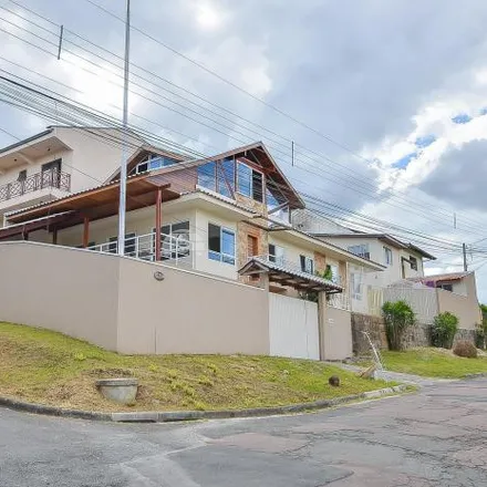 Buy this 4 bed house on Rua José Sikorski 209 in Santo Inácio, Curitiba - PR